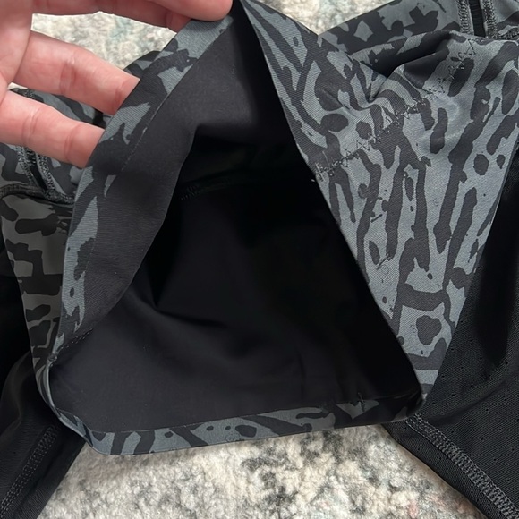 Lululemon Hot To Street Pant - Picture 12 of 16